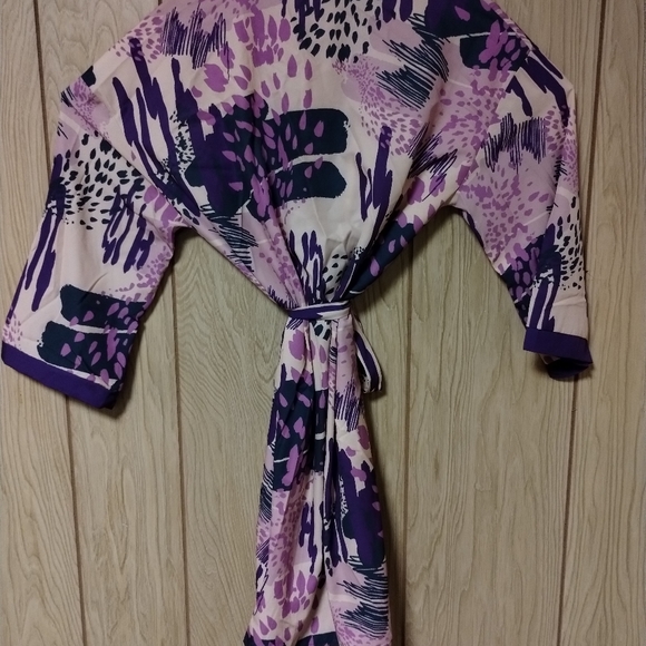 Izzy & Liv Purple Kimono - Picture 3 of 12